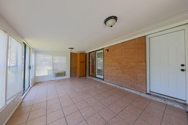 10038 Lazy Oaks Street, Houston, TX 77080