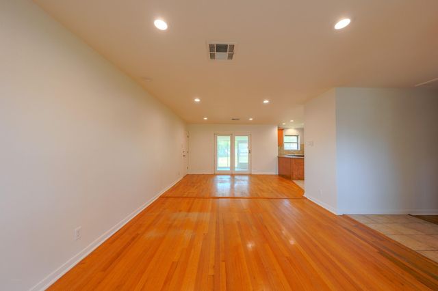 10038 Lazy Oaks Street, Houston, TX 77080