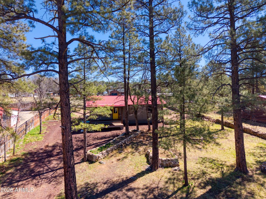 Image 19 of property listing at 2547 PIMA Way, Lakeside, AZ 85929