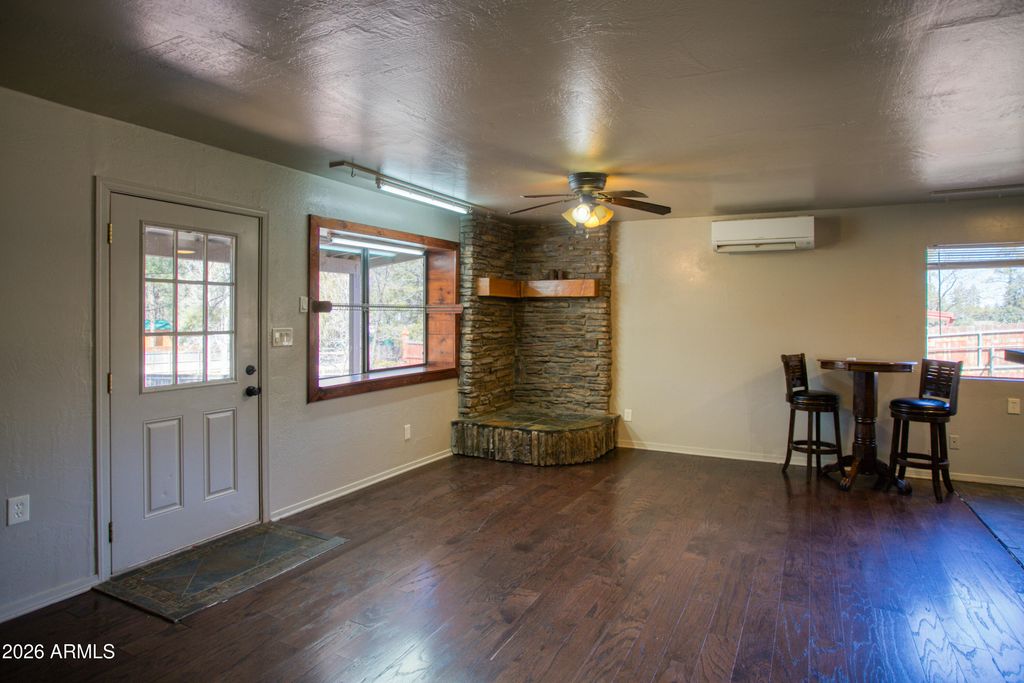 Image 3 of property listing at 2547 PIMA Way, Lakeside, AZ 85929