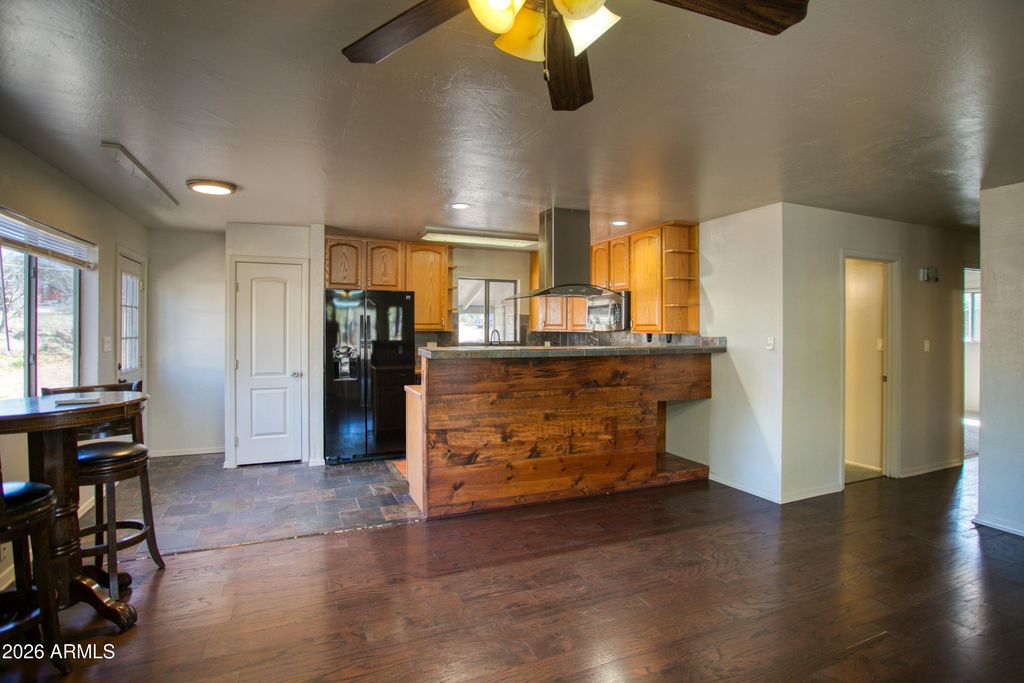 Image 7 of property listing at 2547 PIMA Way, Lakeside, AZ 85929