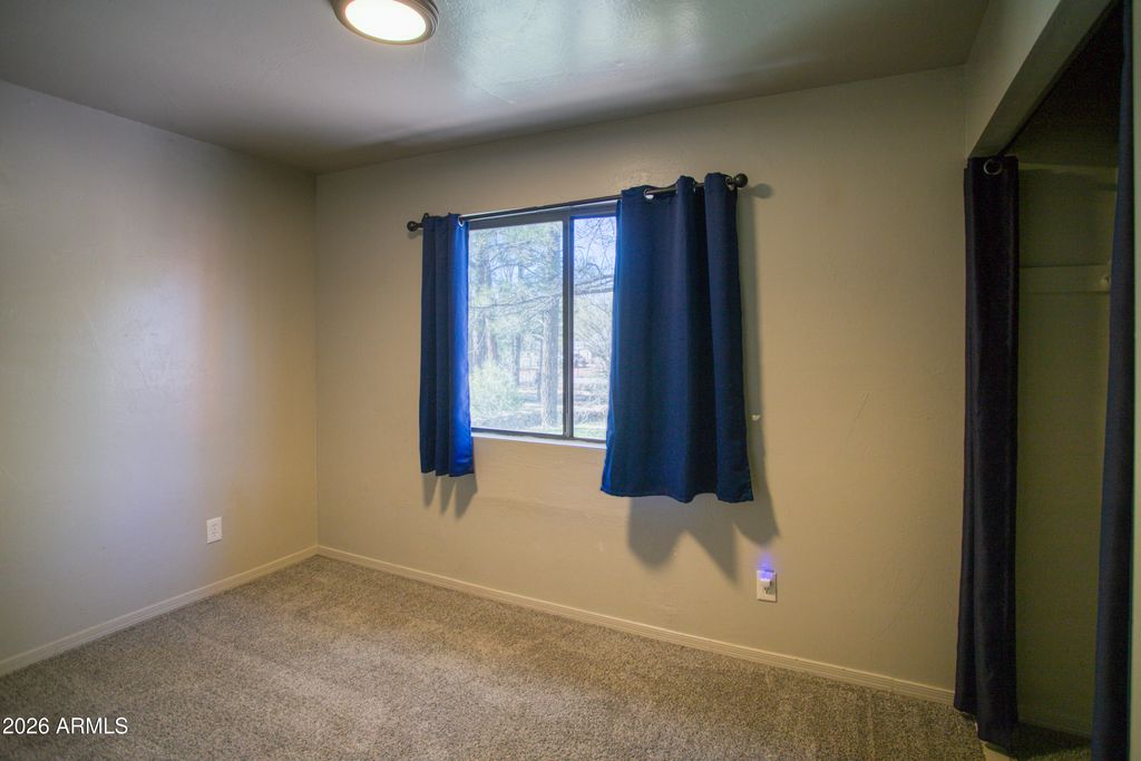 Image 8 of property listing at 2547 PIMA Way, Lakeside, AZ 85929