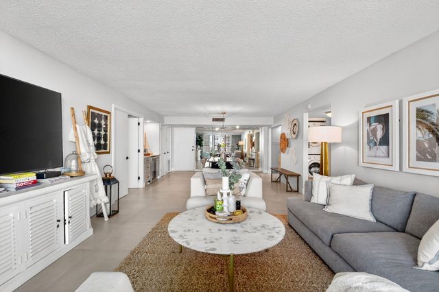 3456 S Ocean Boulevard 105, Palm Beach, FL 33480