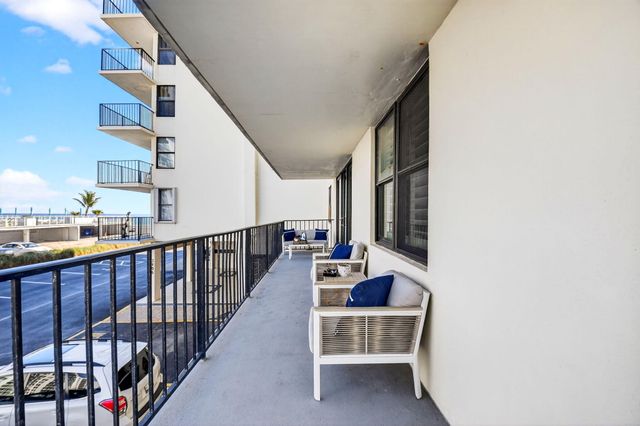 3456 S Ocean Boulevard 105, Palm Beach, FL 33480