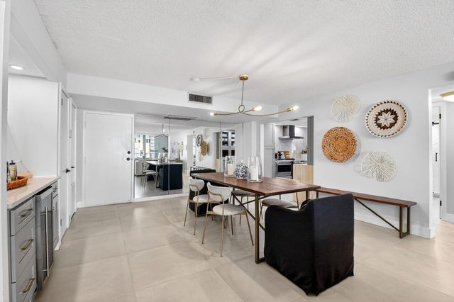 3456 S Ocean Boulevard 105, Palm Beach, FL 33480