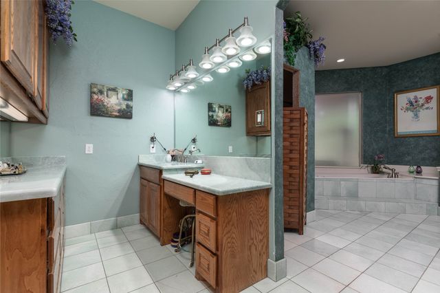 2702 Hidden Trails Road, Royse City, TX 75189