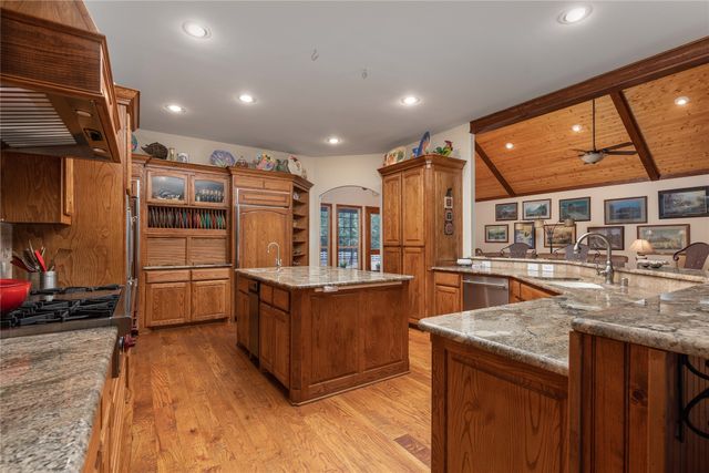 2702 Hidden Trails Road, Royse City, TX 75189
