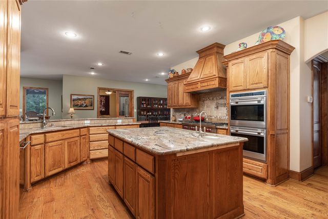 2702 Hidden Trails Road, Royse City, TX 75189