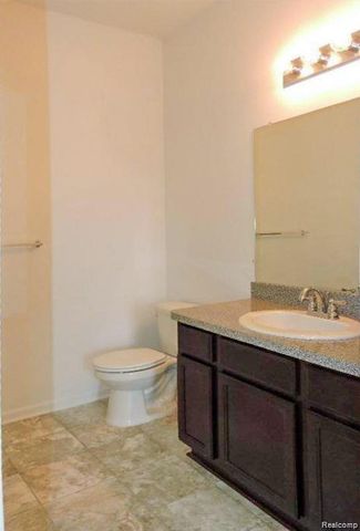 1074 W Summerfield Glen Circle, Ann Arbor, MI 48103