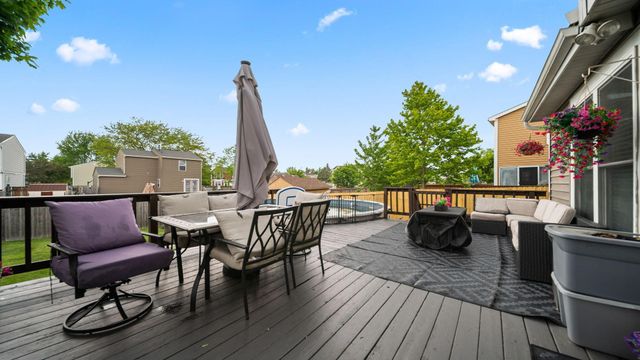 1297 Crossbrook Boulevard, Galloway, OH 43119
