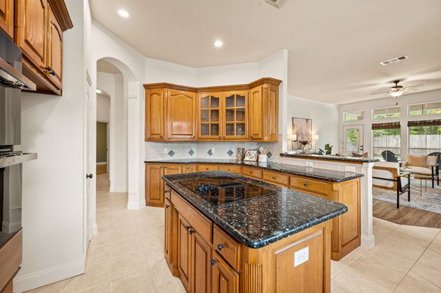 7613 Woodhaven Drive, North Richland Hills, TX 76182