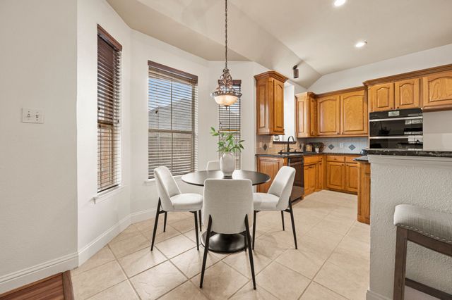 7613 Woodhaven Drive, North Richland Hills, TX 76182
