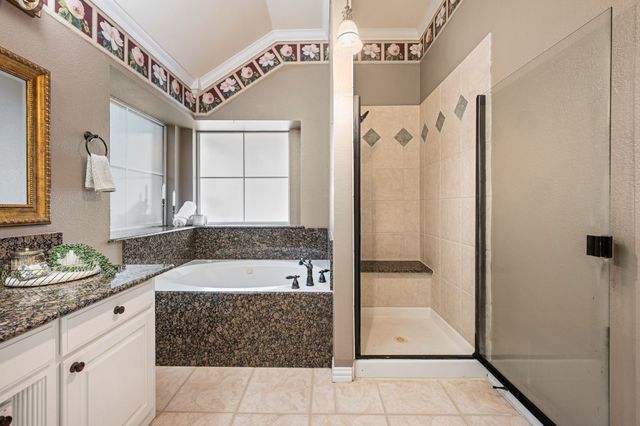 7613 Woodhaven Drive, North Richland Hills, TX 76182