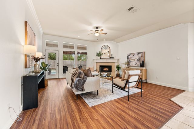 7613 Woodhaven Drive, North Richland Hills, TX 76182