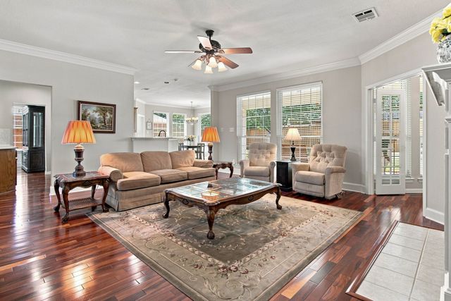 8321 Brandonwood Drive, North Richland Hills, TX 76182