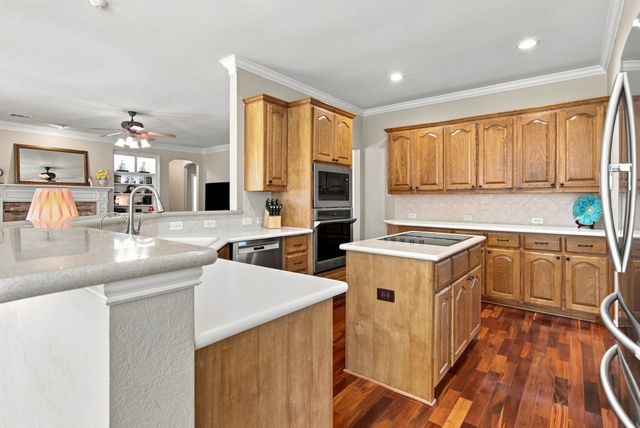 8321 Brandonwood Drive, North Richland Hills, TX 76182