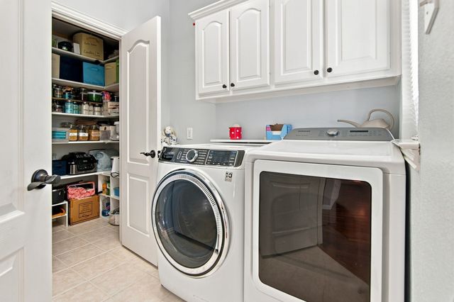 8321 Brandonwood Drive, North Richland Hills, TX 76182