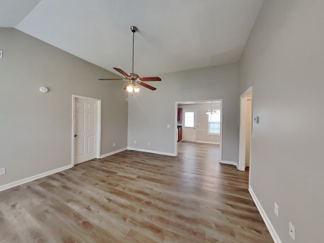 9021 Macbeth Dr, Smyrna, TN 37167