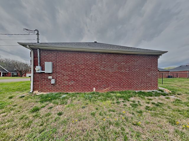 9021 Macbeth Dr, Smyrna, TN 37167