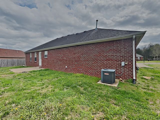 9021 Macbeth Dr, Smyrna, TN 37167