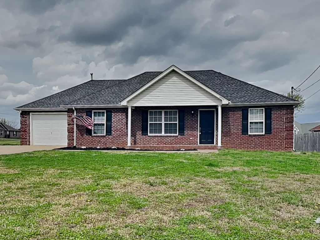 9021 Macbeth Dr, Smyrna, TN 37167