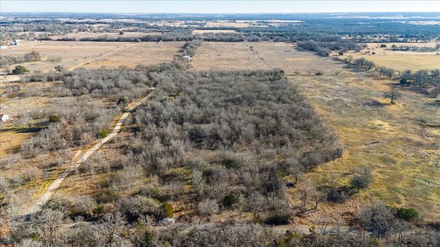 802 Wagoner Road, Waco, TX 76705