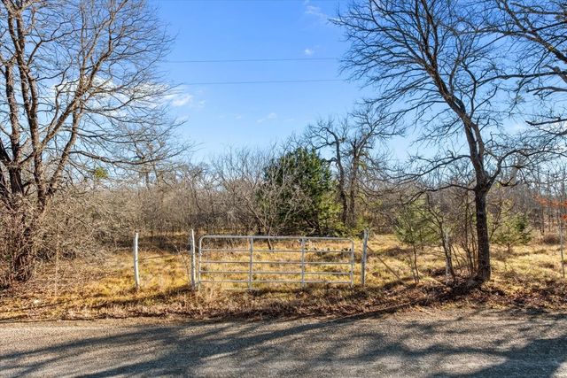 802 Wagoner Road, Waco, TX 76705
