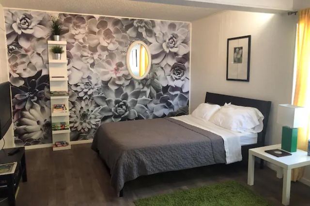 5909 Bolm RD 2, Austin, TX 78721