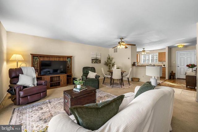 24 BOULDER CT, Cockeysville, MD 21030