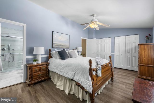 24 BOULDER CT, Cockeysville, MD 21030