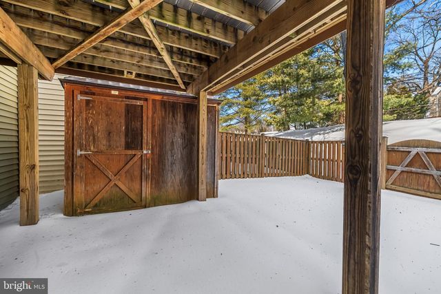 24 BOULDER CT, Cockeysville, MD 21030