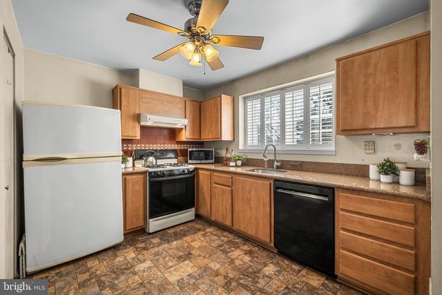 24 BOULDER CT, Cockeysville, MD 21030