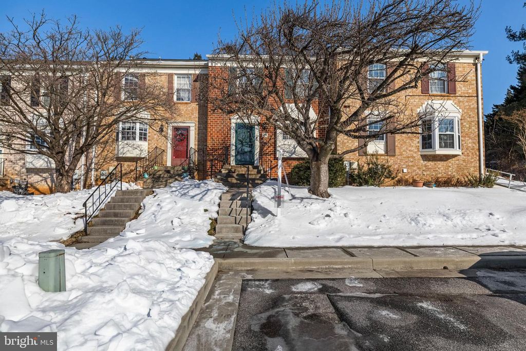 24 BOULDER CT, Cockeysville, MD 21030