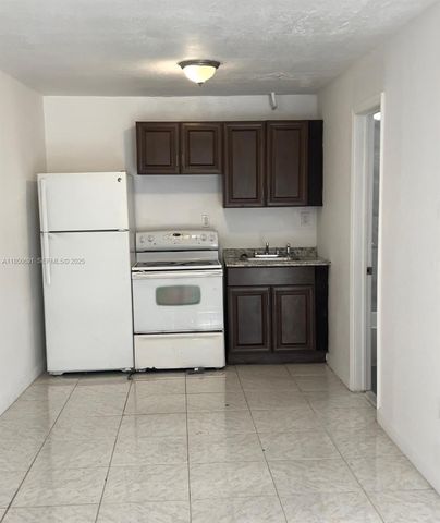 1427 NW 2nd Avenue, Florida City, FL 33034