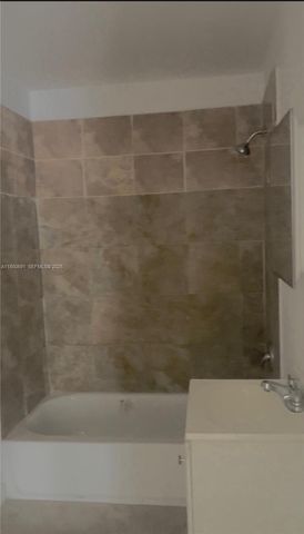 1427 NW 2nd Avenue, Florida City, FL 33034