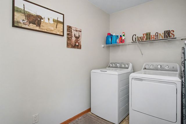 501-505 Beedle Drive, Ames, IA 50014