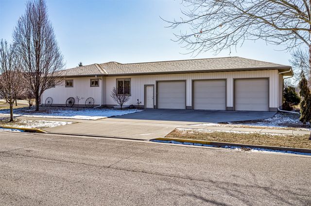 501-505 Beedle Drive, Ames, IA 50014