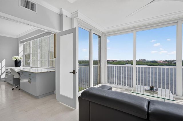 1280 DOLPHIN BAY WAY 402, Sarasota, FL 34242