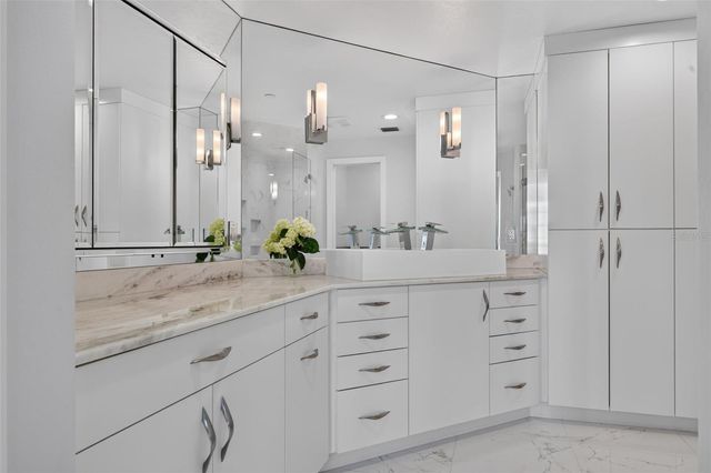 1280 DOLPHIN BAY WAY 402, Sarasota, FL 34242