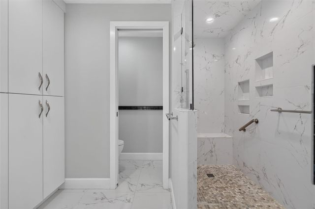 1280 DOLPHIN BAY WAY 402, Sarasota, FL 34242