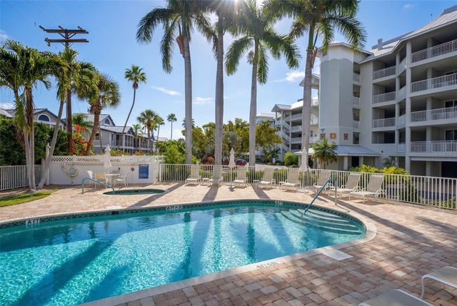 1280 DOLPHIN BAY WAY 402, Sarasota, FL 34242