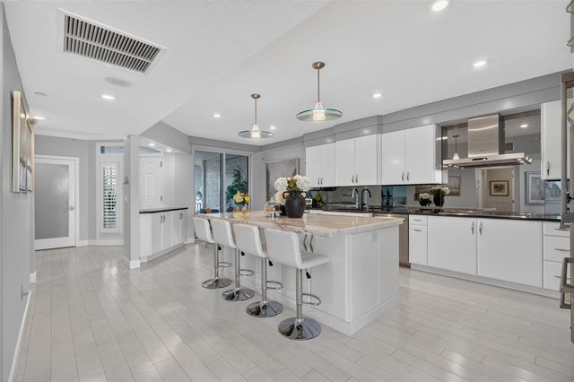 1280 DOLPHIN BAY WAY 402, Sarasota, FL 34242