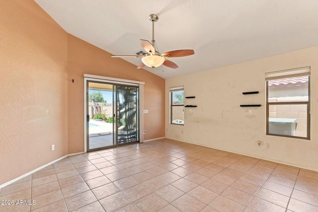 521 W ANGUS Road, San Tan Valley, AZ 85143