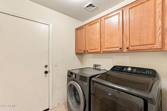 521 W ANGUS Road, San Tan Valley, AZ 85143