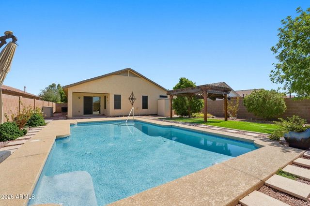 521 W ANGUS Road, San Tan Valley, AZ 85143