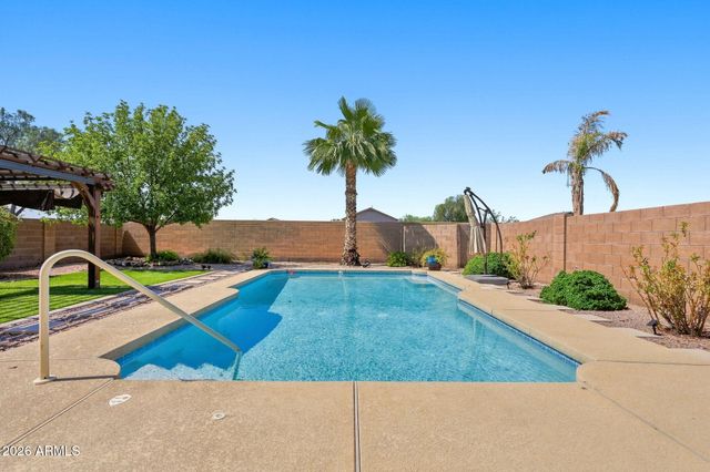 521 W ANGUS Road, San Tan Valley, AZ 85143
