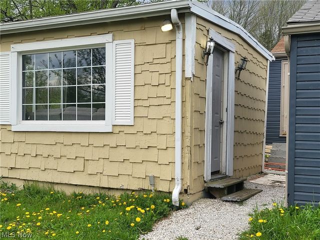 446 E Steels Corners Road, Stow, OH 44224