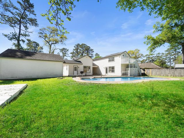 715 Saint Andrews Road, Kingwood, TX 77339