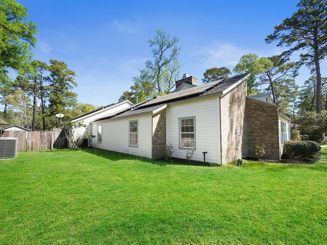 715 Saint Andrews Road, Kingwood, TX 77339