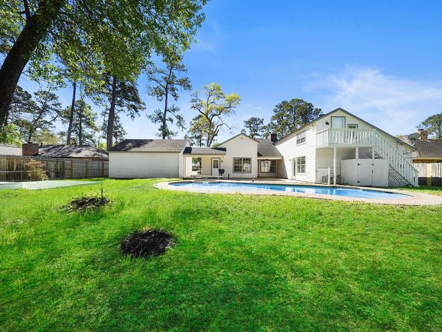 715 Saint Andrews Road, Kingwood, TX 77339